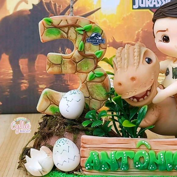 Vela Topo de Bolo Jurassic Word Biscuit