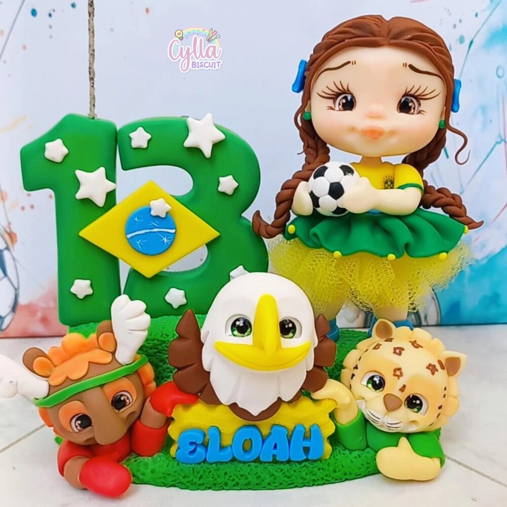 VELA TOPO DE BOLO PERSONALIZADO COPA MENINA EM BISCUIT