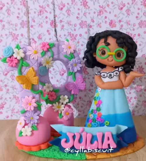 Encanto Topo de Bolo Vela Biscuit