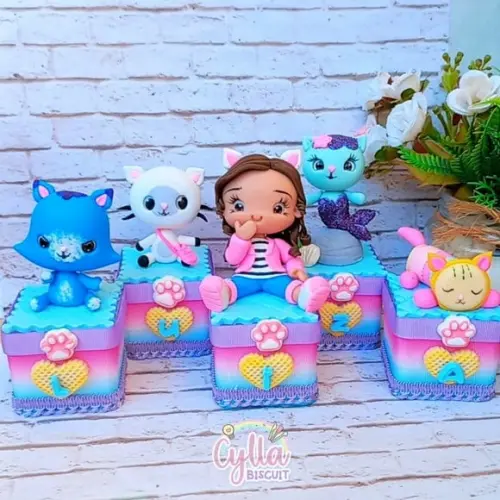 Kit 10 Caixinhas Luxo Decorada Casa Magica da Gabby Biscuit