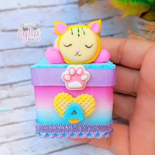 Kit 10 Caixinhas Luxo Decorada Casa Magica da Gabby Biscuit