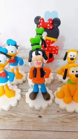 Kit 18 Apliques Luxo Turma do Mickey de Biscuit