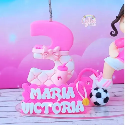 Vela Barbie Futebol em Biscuit