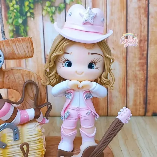 Vela Topo de Bolo Cenário Boiadeira em Biscuit