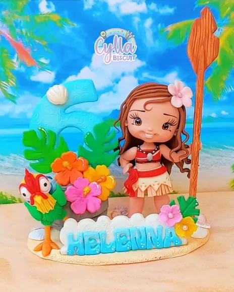 Vela Topo de Bolo Moana Hei -Hei em Biscuit