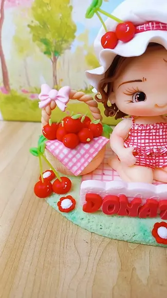 Vela Topo de Bolo Pequinique Cereja em Biscuit