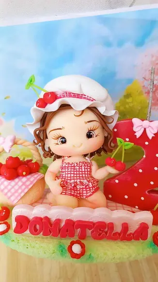 Vela Topo de Bolo Pequinique Cereja em Biscuit