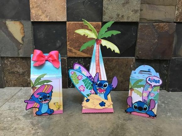 Kit Festas, Stitch