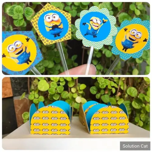 24 Unidades Forminhas e Toppers Minions