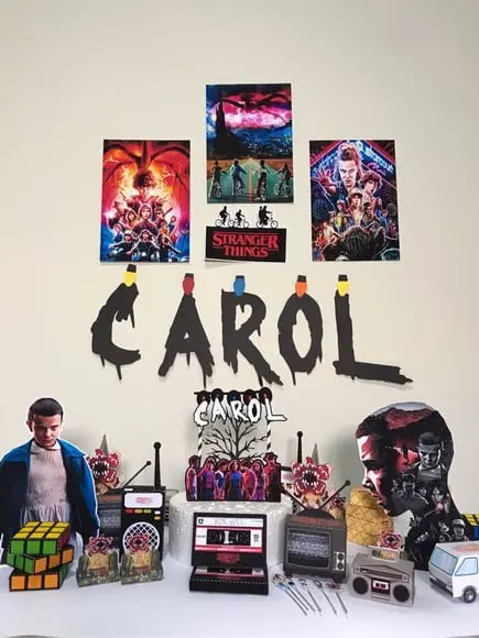 Kit Festas, Strangers Things