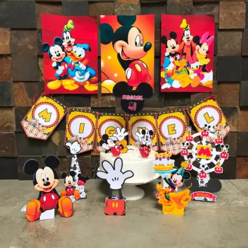Mickey, Kit Festas