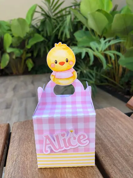 Personalizado Pintinho Amarelinho Menina Rosa