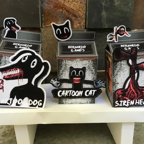 Siren Head, Cartoon Cat e Cartoon Dog