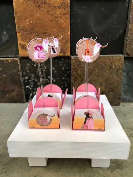 Só Um Bolinho Ana Castela 43 Itens