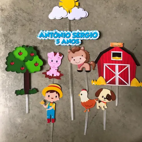 Topo de Bolo Fazendinha Menino