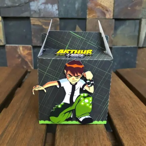 10 Caixas Presente Ben 10