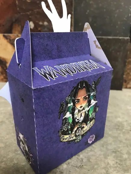 10 Caixas Supresa Wandinha