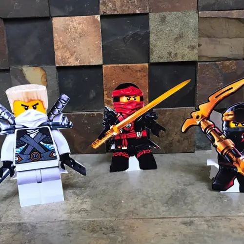 7 Unidades Display Ninjago