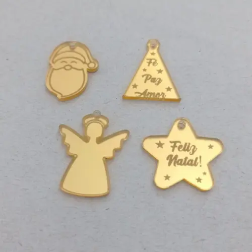 Kit com 50 Tags de Natal 2x2,5cm