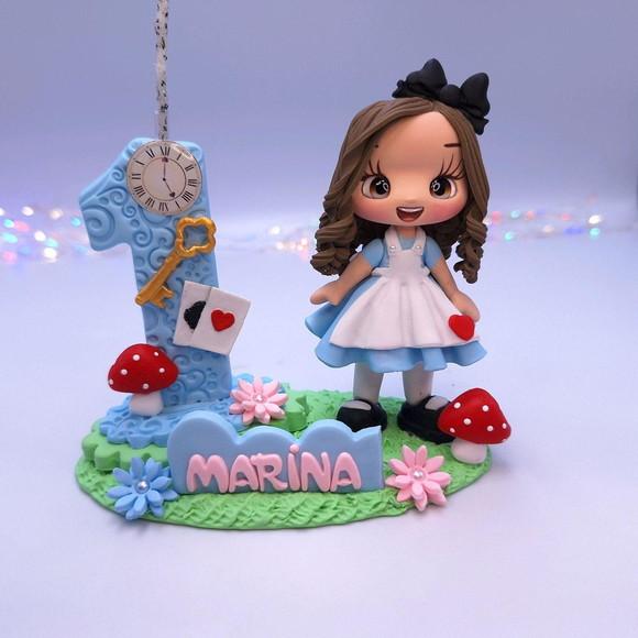 Topo de Bolo Alice Personalizado em Biscuit .