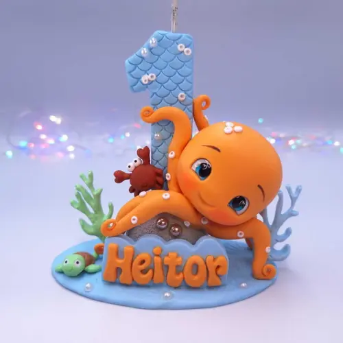 Topo de Bolo em Biscuit com Vela - Tema Fundo do Mar - Menin