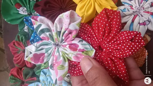 Flores de fuxico