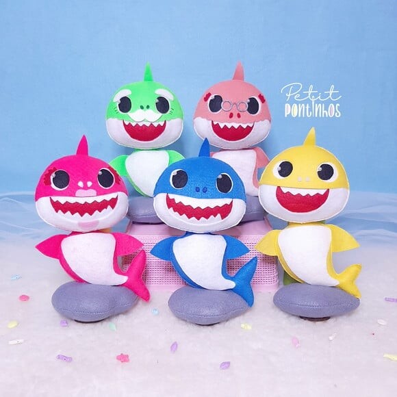 Baby Shark Centro de Mesa | 17cm | Leia a Descrição