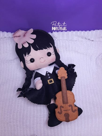 Kit Wandinha Adams (3 Peças)