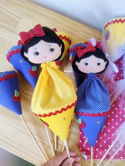 Lembrancinha Branca de Neve (cone Esconde-esconde)