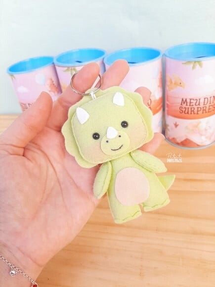 Lembrancinha Dinossauro Baby (cofrinho com Chaveiro)