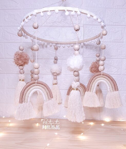 Mobile Macramê Bastidor Arco Íris Estilo Boho