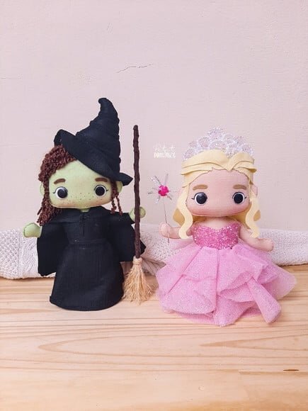 Bonecas Wicked (bruxa Boa e Bruxa Má) 20cm