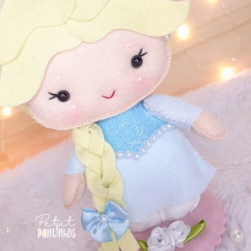 Elsa e Ana (frozen) em Feltro (kit) 15cm