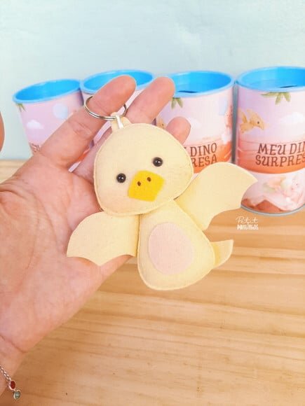 Lembrancinha Dinossauro Baby (cofrinho com Chaveiro)