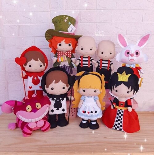 Turma da Alice no País das Maravilhas Kit