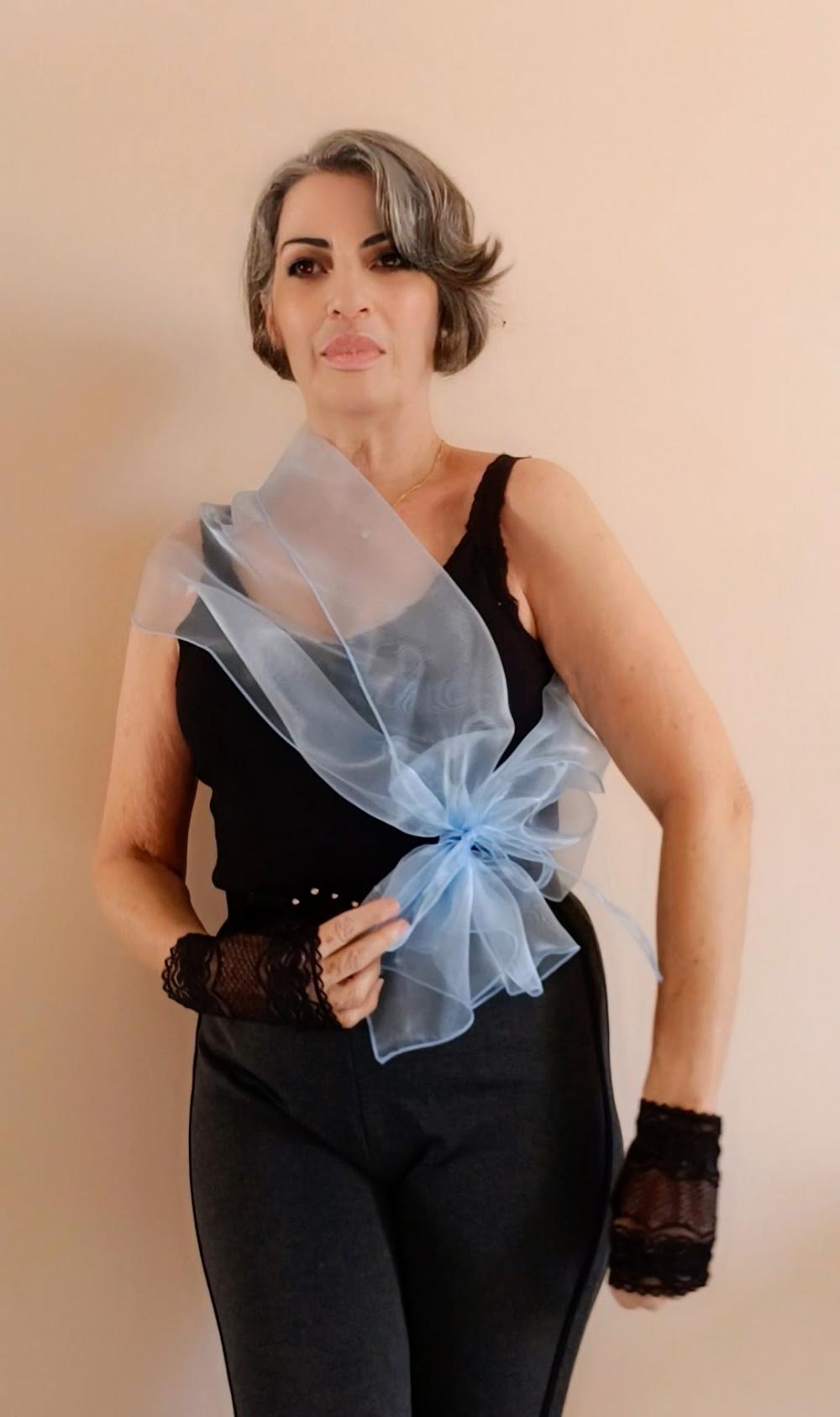 Echarpe Bolero Azul Modelo Cristal Pequena