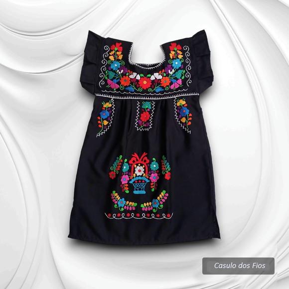 Vestido Infantil Bordado a Mão Preto 4 a 6 Anos Mexicano