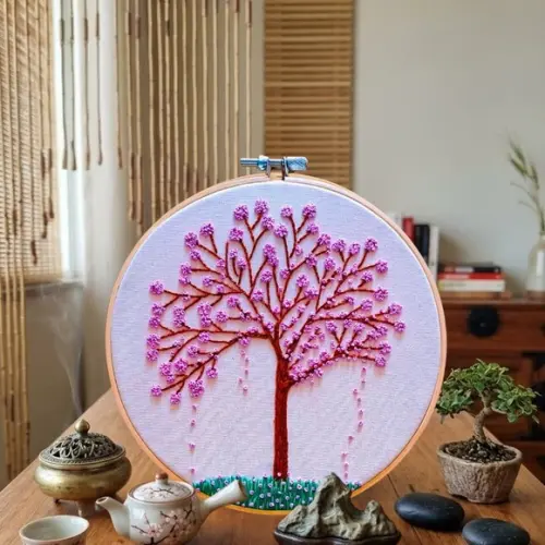 Ipê Roxo Bordado á mão em bastidor decoração presente afetiv