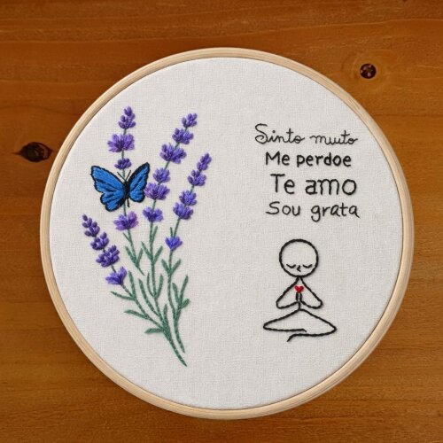Quadro Bastidor Bordado Meditação Hooponopono Borboleta Azul