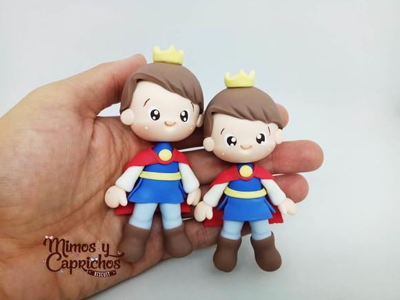 Aplique Principe Branca de neve em pé