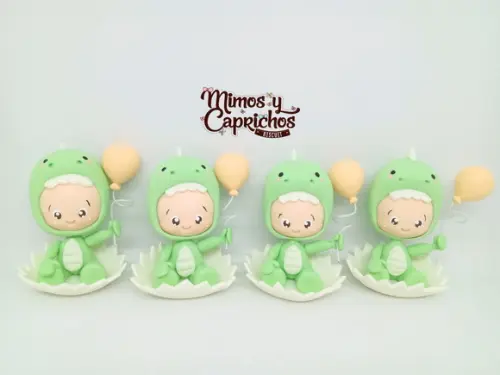 Aplique Baby dino na casca