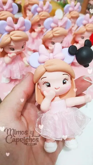 Aplique Menina Minnie com Balão