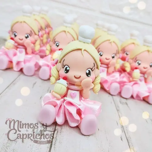 Aplique menina confeiteira