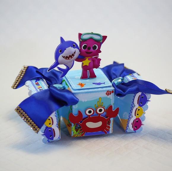 Kit Festa 30 Lembrancinhas Personalizadas Baby Shark Menino