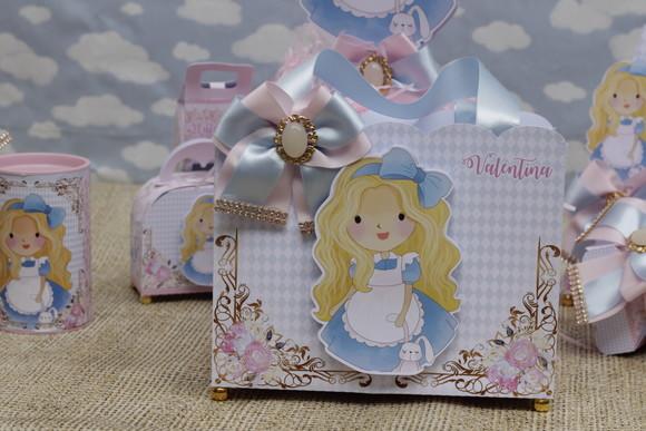 Kit Festa Pronta Alice 1