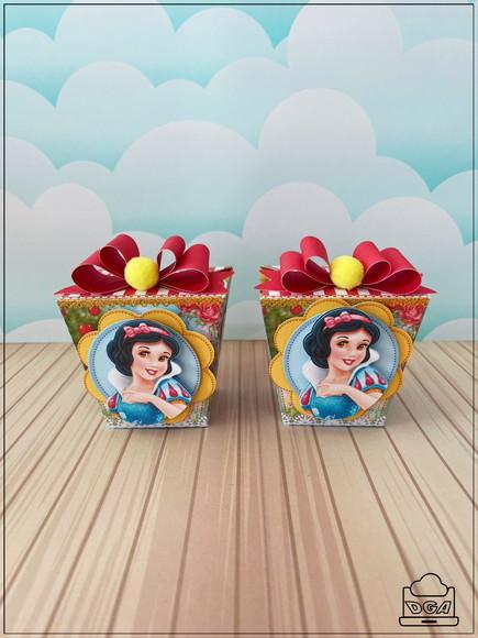 Kit Festa Só Um Bolinho Branca de Neve 40 Itens
