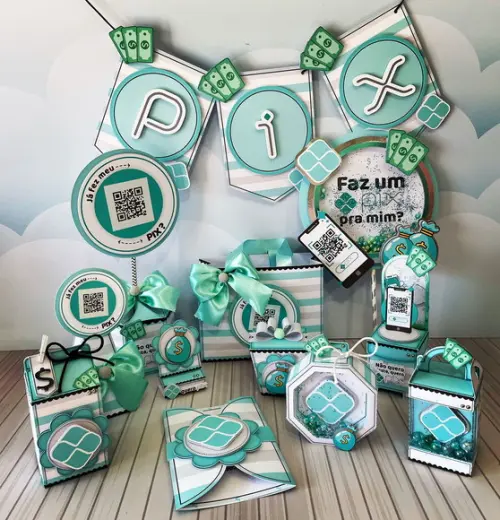 KIT 30 CAIXINHAS PERSONALIZADAS PIX LUXO