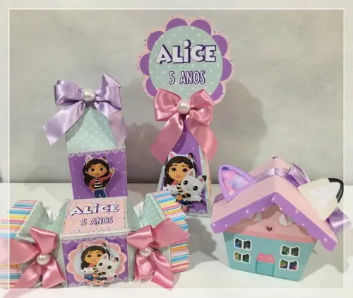 Kit 30 Lembranças Personalizada a Casa Mágica da Gabby