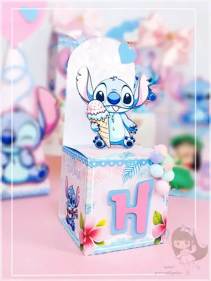 Kit 30 Lembrancinhas Personalizadas Stitch com Laços