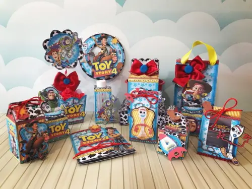 KIT FESTA 30 CAIXAS TOY STORY